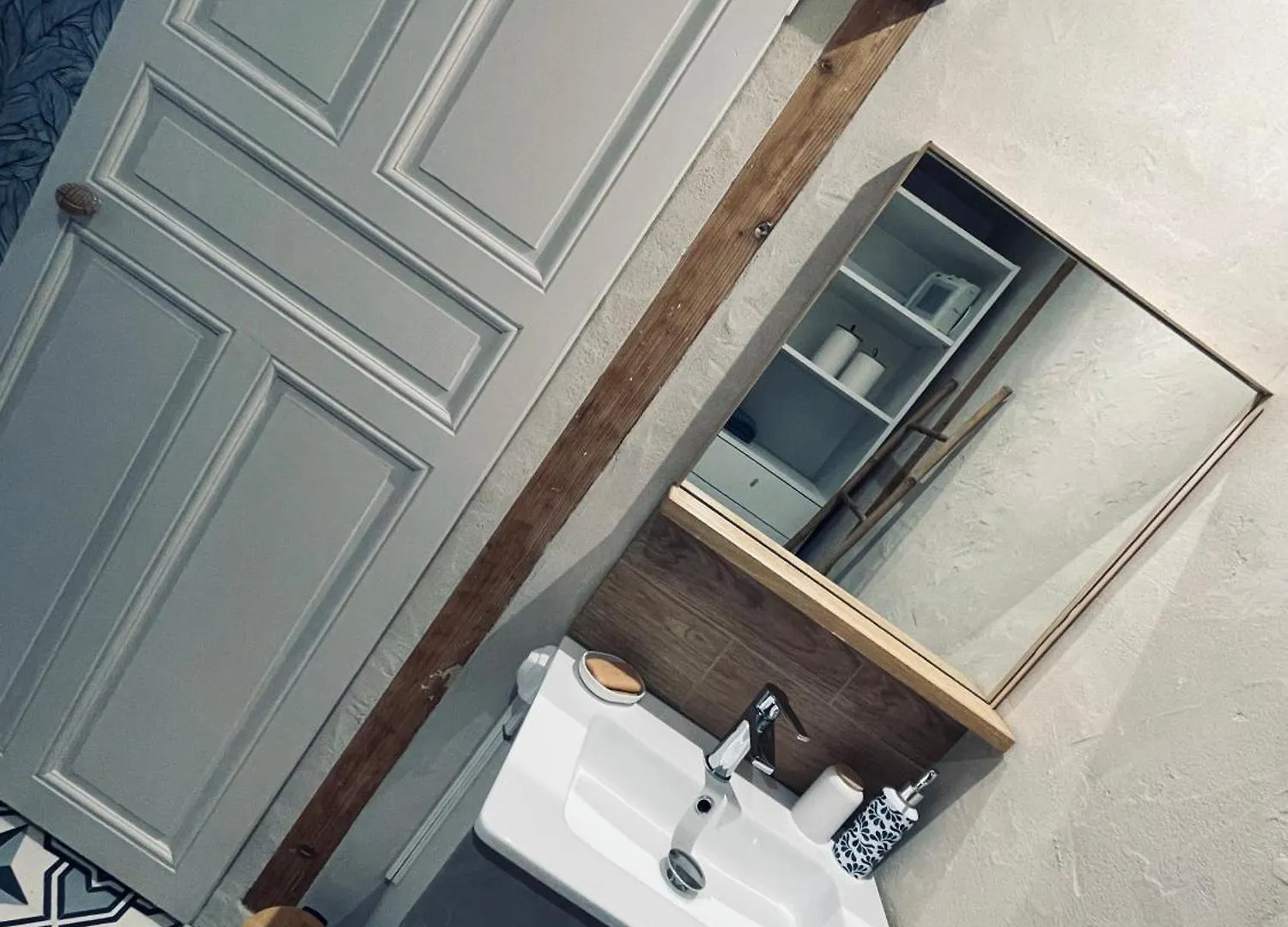 Apartment Appartement Centre De Charlieu